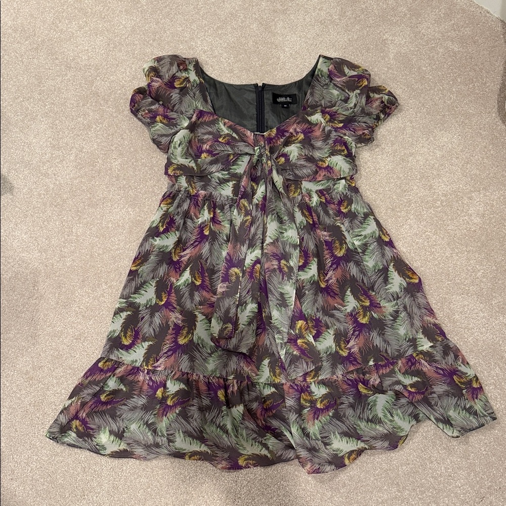 Jill Stuart Babydoll Dress Size M with Purple and Green Feather Print